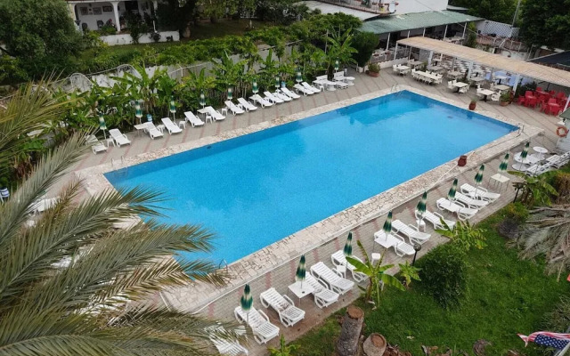 Blu Apartments