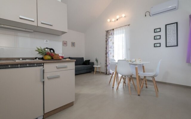 Apartments Livaja