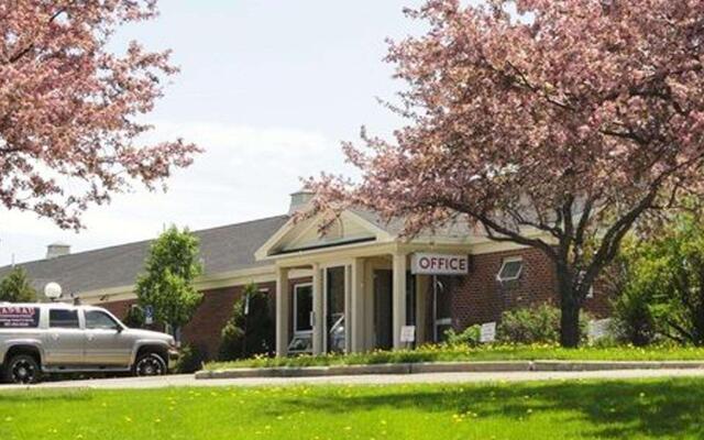 Iveys Motor Lodge Houlton