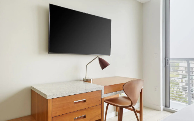 The Circ Hotel Hollywood, Sonder by Marriott Bonvoy
