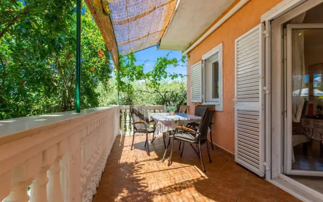 Relaxing Zadar Hideaway With Seasonal Pool & Seaside Charm