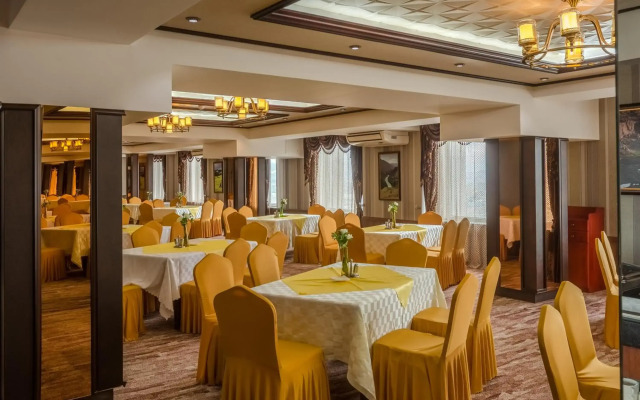 The Grand Hill Hotel