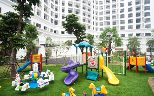 2 BRs Apt at Vinhomes Central Park