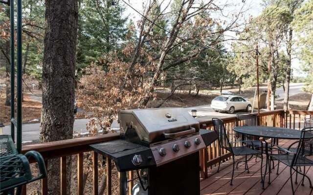 Antler Mountain Lodge - Four Bedroom Cabin
