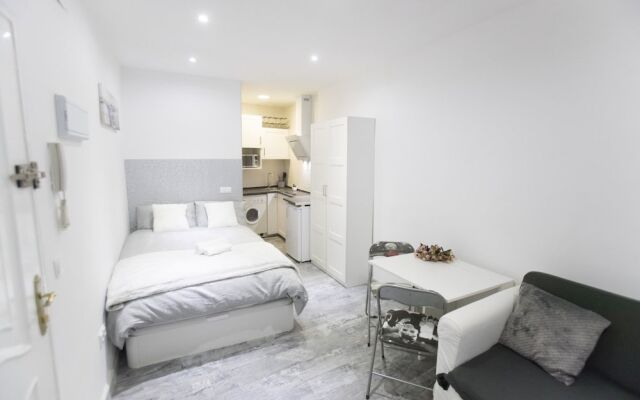 Forever Young Apartments Mediodia