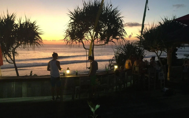 The Palms Ceningan Hotel