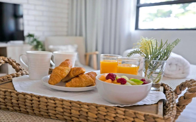 St Tropez Beachside Luxe