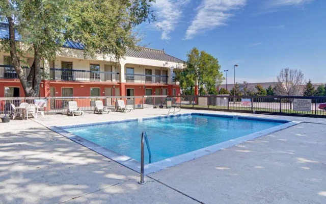 Quality Inn at Arlington Highlands
