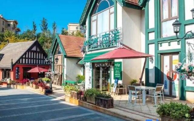 FuXian Lake Holiday House