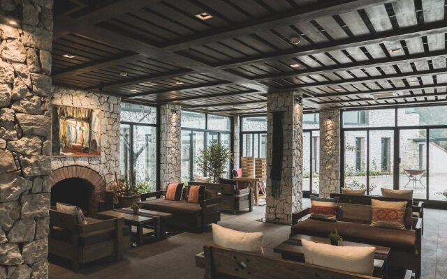 Sapa Jade Hill Resort & Spa
