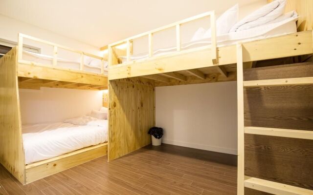 Step Inn Myeongdong 1