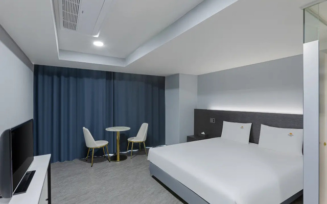 Suncloud Hotel