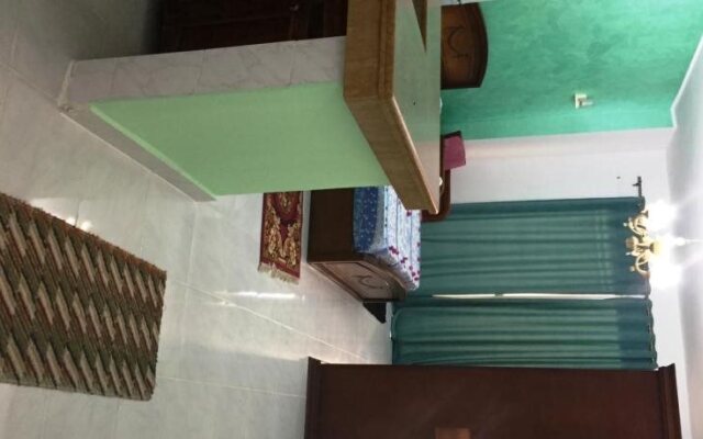 Paradise Hill Apartments