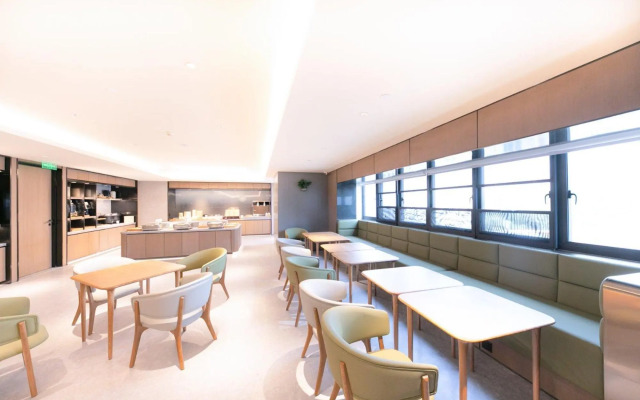 JI Hotel (Nanchang Economic Development Zone Leying Plaza)