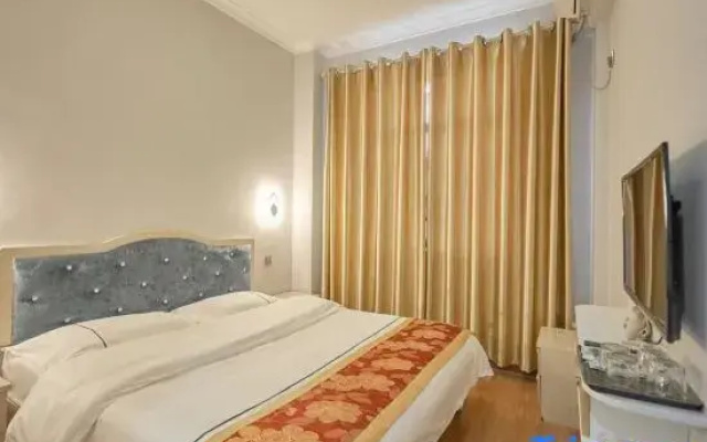 Xiyan Express Hotel (Jianshui Ancient Town North Gate)