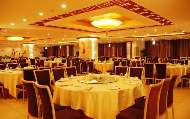 Yangshuo Jasper International Hotel