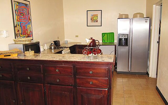 Marblue Villa Suites
