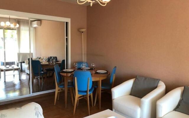 Appartement Le Lavandou, 2 pièces, 4 personnes - FR-1-308-123