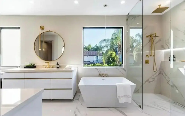 Cumpston Oasis