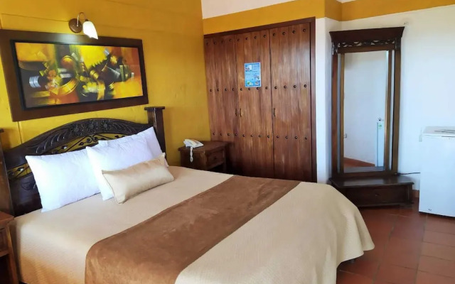 Hotel Las Rocas Resort