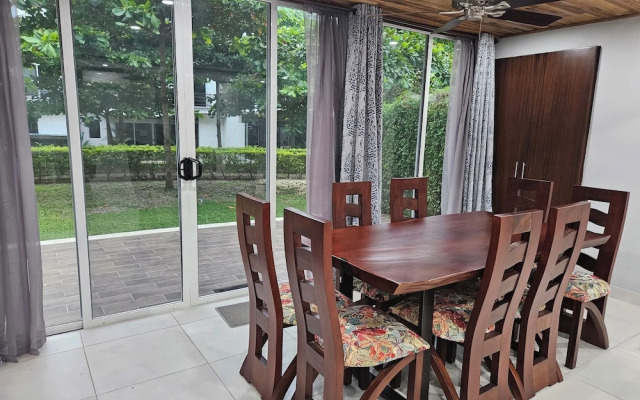 Zen Villa Jaco
