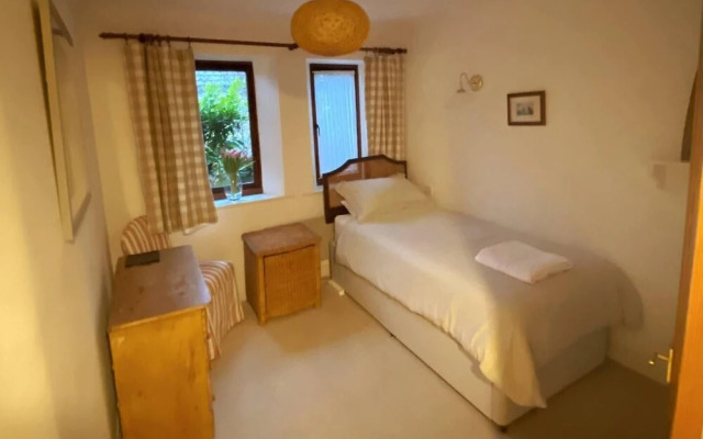 Remarkable and Spacious 4-bed Purbeck House