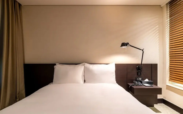 The Sky Hotel
