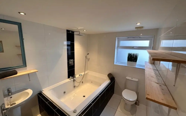 Bayview Cottage