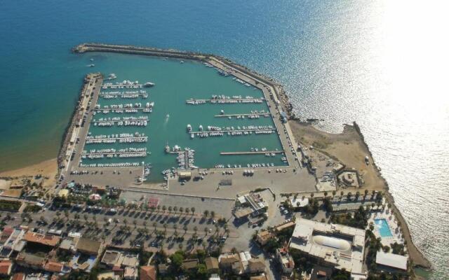 Dioscuri Bay Palace Hotel