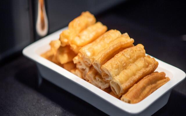 Hanting Hotel Xi'An Zhouzhi Water Street