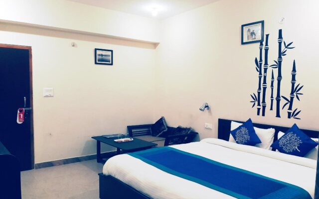 Hotel Avlokan - Near Kainchi Dham Mandir