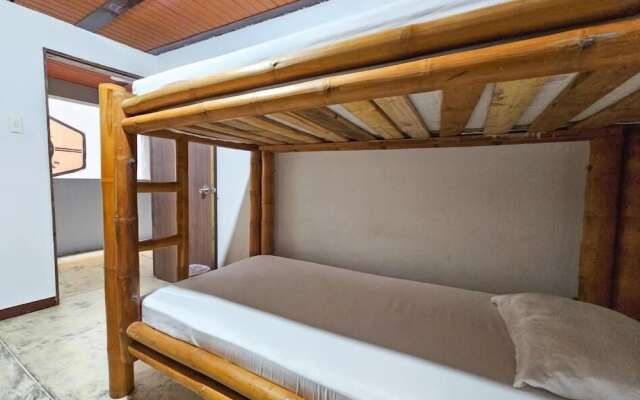 La Mercedes Lite Hostal By MH