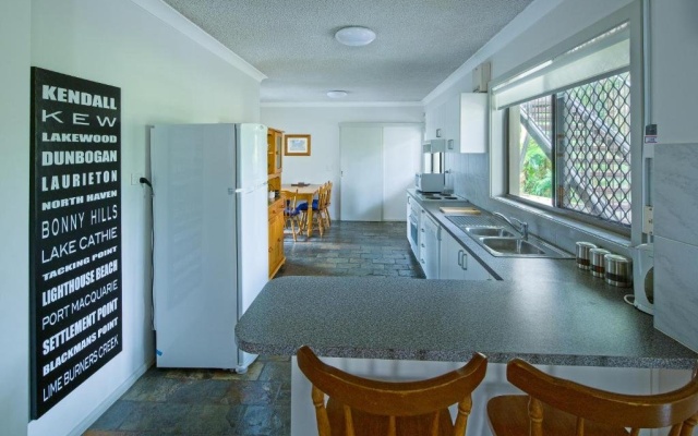 The Waves Port Macquarie – Guest Rooms – Port Macquarie
