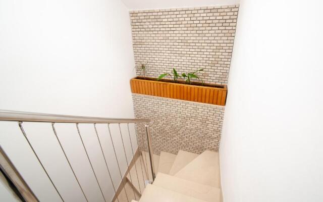 Sea Pearl Residence - Top beachfront location apartments in Bol centre