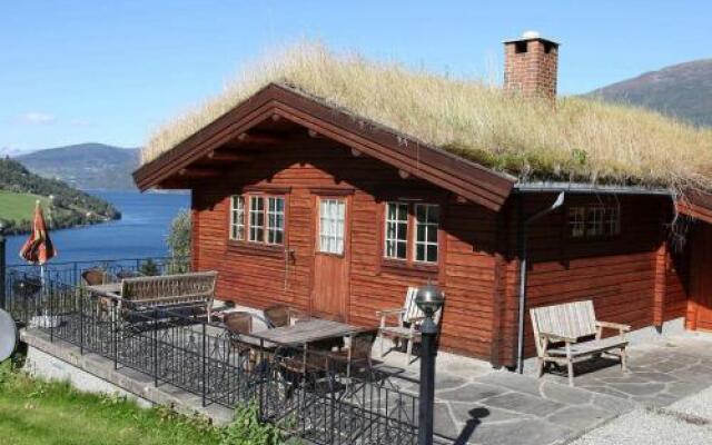 Four-Bedroom Holiday home in Olden 1