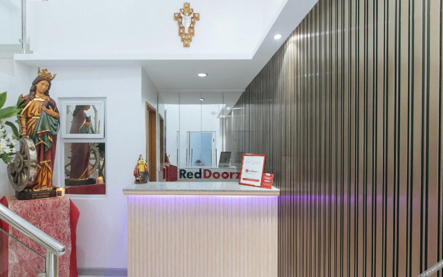 RedDoorz @ St. Catherine Residences Olongapo City