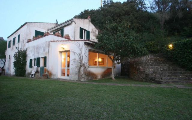 Villa Podere Salicastro
