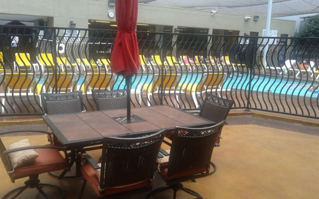 Jockey Resort Suites Center Strip