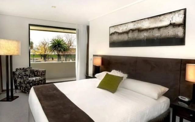 May Park Executive Apartments