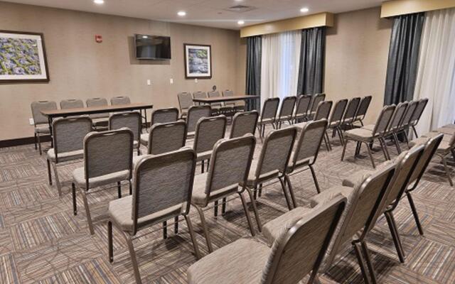 Hampton Inn & Suites Chippewa Falls