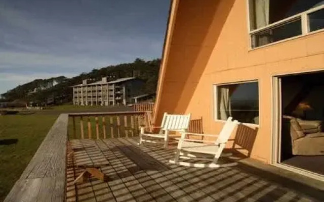 Sandpiper Beach Resort