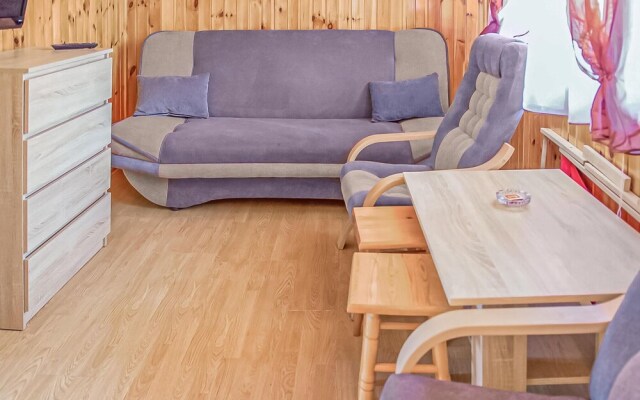 Awesome Home in Jaroslawiec With 1 Bedrooms