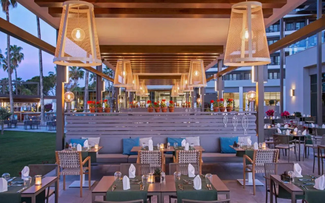 Acanthus Cennet Barut Collection - Ultra All Inclusive
