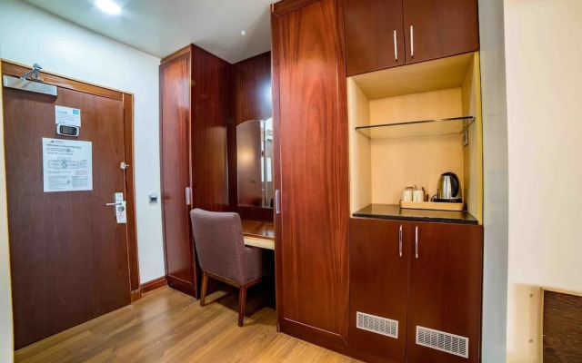 Alphaplus Apartments