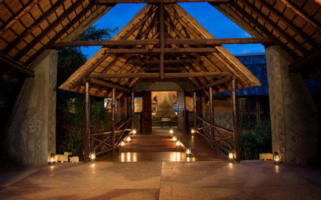 Lukimbi Safari Lodge