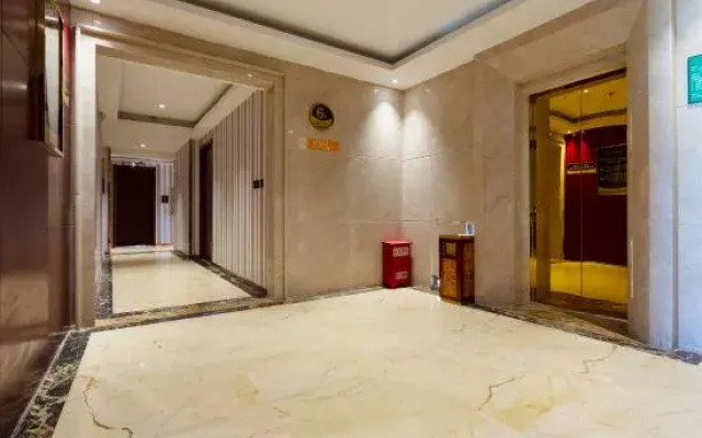 Wilson Holiday Hotel (Yichun Mingyue Bridge Branch)