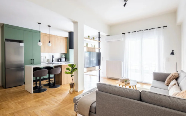 Mystique 2-Bedroom Apartment in Athens