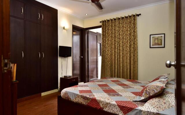 Woodpecker 2BHK Service Apartment Hauz Khas ,Delhi