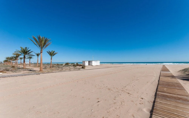 Alejandrita - Apartment With Shared Pool in Playa De Gandia