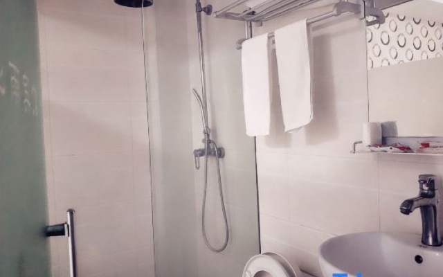 Xinyu Hostel – Bathroom – Shanghai